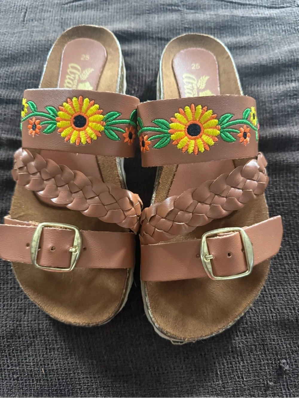 Brand New Sandals size 8